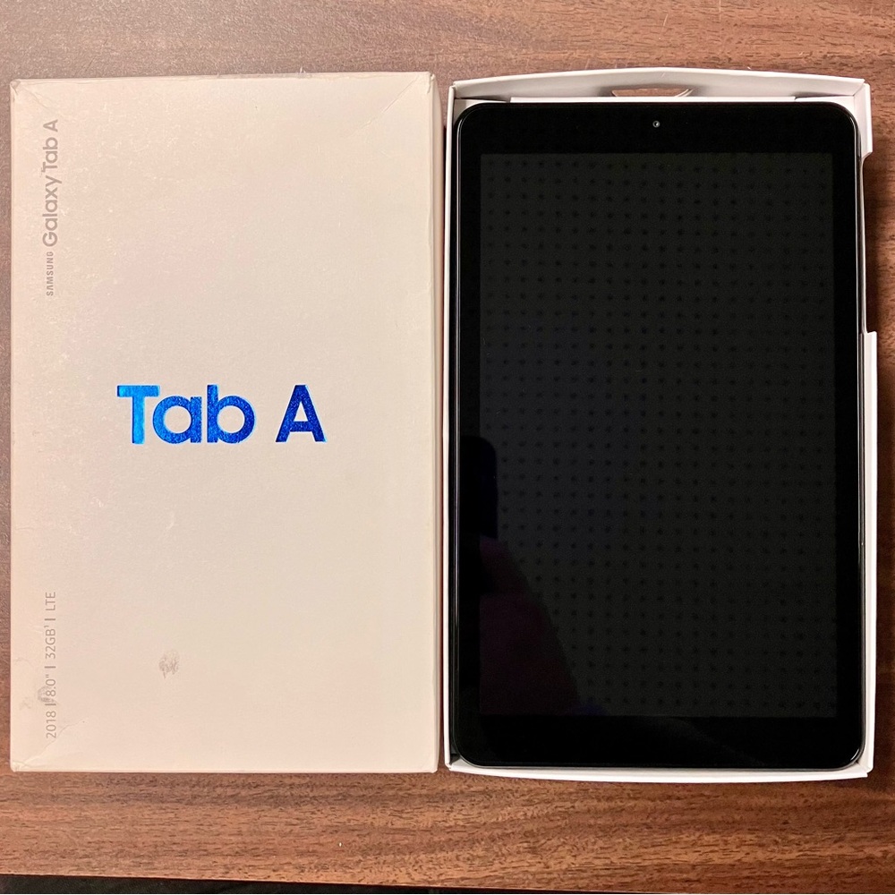 Samsung Galaxy Tab A in Black with Box